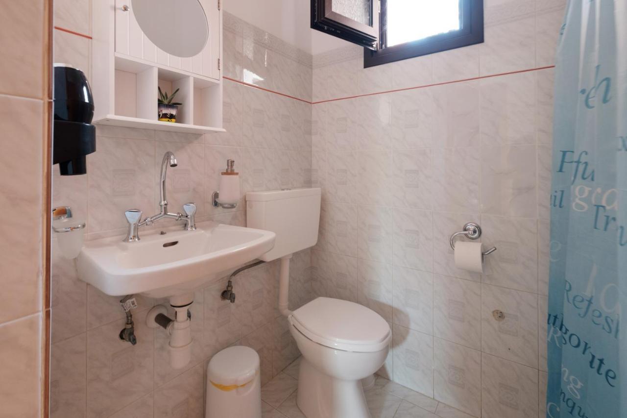 ארילס Mouzakitis Apartments 3 מראה חיצוני תמונה